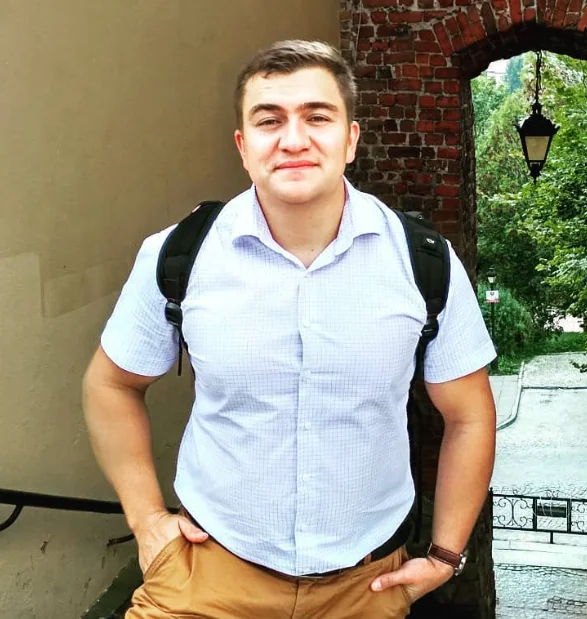 Роман Любавський