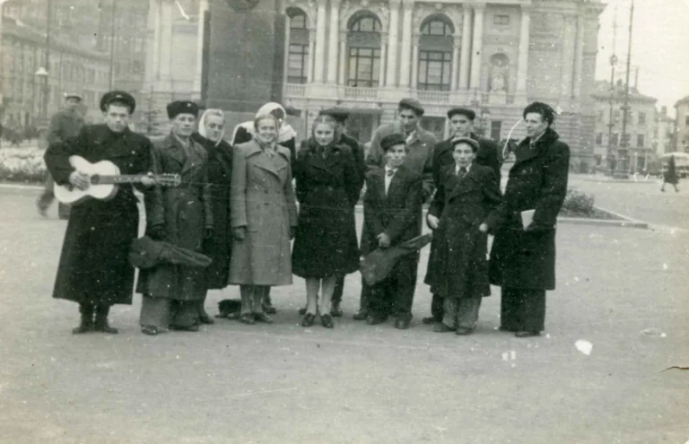 Image for Excerpt from a 2012 interview with a female theater director: from Lviv to Moscow and back again