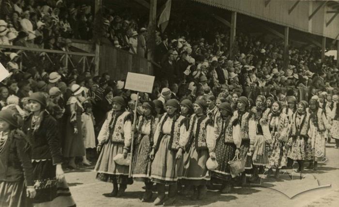 Зображення до Урочистість на стадіоні українського “Сокола-Батька”, Львів, 1934